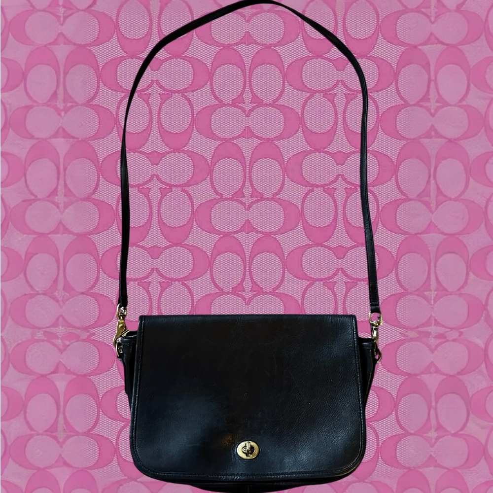 Coach Black Leather Shoulder Bag